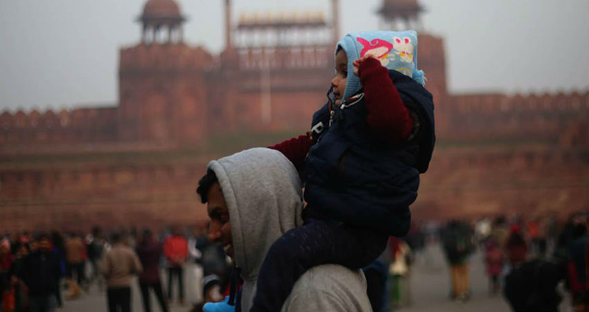 दिल्ली में सर्दी की पहली दस्तक